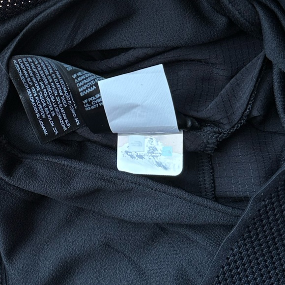 The North Face Men’s Flight Stridelight Shorts in TNF Black Large x 6” inseam - Picture 9 of 12